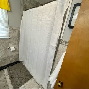 White‎ shower curtain